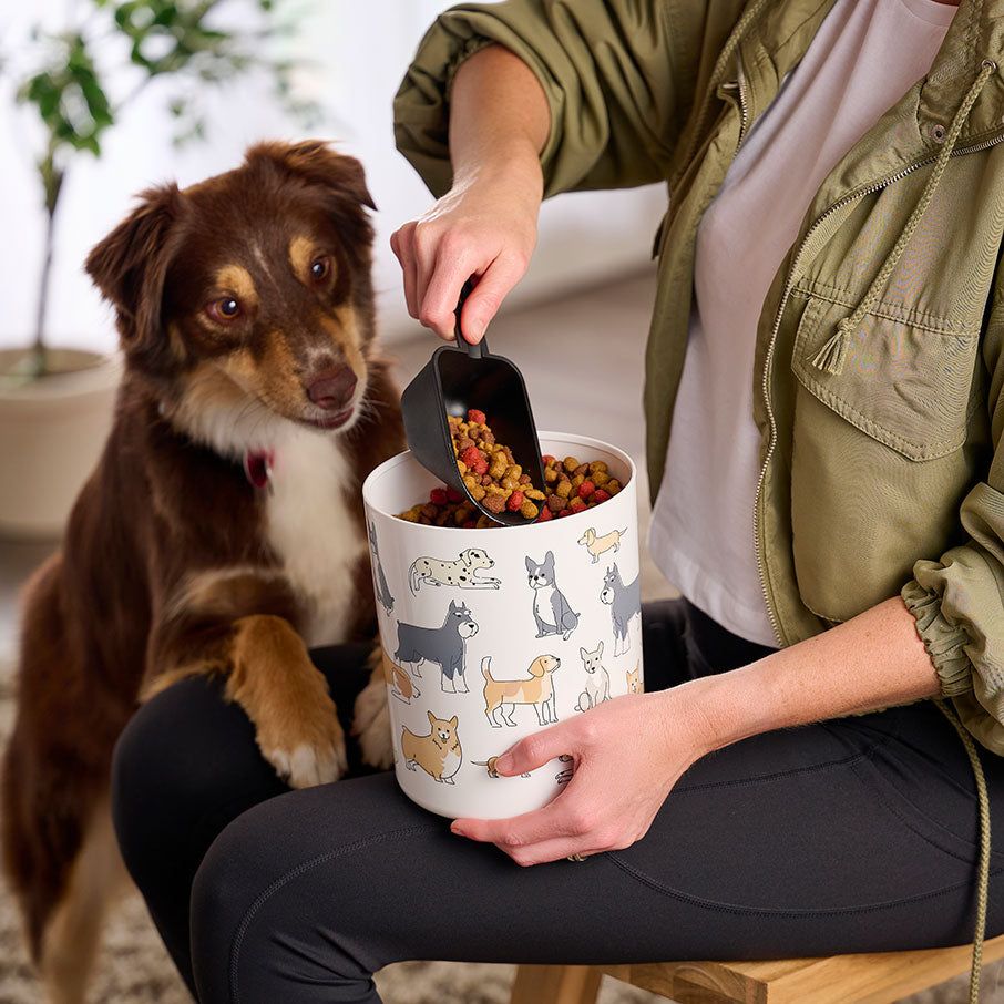 Tupperware Tupperpets One Touch Canister & Scoop Set/Pawsome Pups Black / White Dry Storage | OTGBI1385